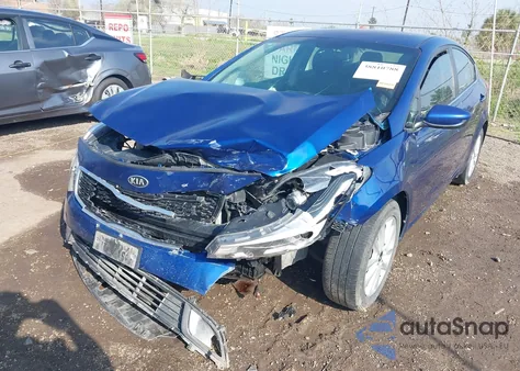 2018 Kia Forte Lx из США, поврежденный, VIN 3KPFK4A77JE238184